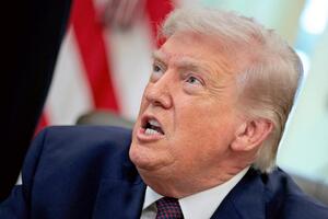 トランプ氏、イラン巡り「合意があろうとなかろうと我々は撤退する」…「重要な最新情報」２日午前１０時演説