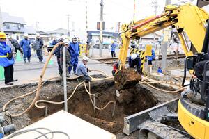 北海道三陸沖地震、規模がより大きい後発地震への注意呼びかけ…各地で被害・訪日客「何に気をつければ」戸惑い