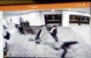 トランプ大統領が出席の夕食会で発砲音、拘束された容疑者は教師兼ゲーム開発者…「政権関係者が標的だった」と供述