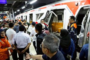 ジャカルタ近郊の列車追突事故、死者は１５人に…日本製の中古車両も多い通勤路線