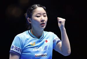 世界卓球、日本女子55年ぶり優勝ならず中国に屈す…2勝1敗から張本美和と早田ひなが連敗