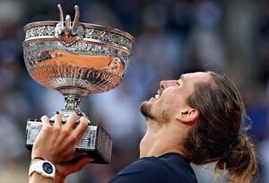 ズベレフが全仏で四大大会初優勝…最終第5セットで流れを一気に引き寄せる