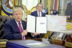 「アメリカ湖」への一方的改称、広がる波紋…「大西洋か太平洋も」とトランプ氏はさらに踏み込む構え