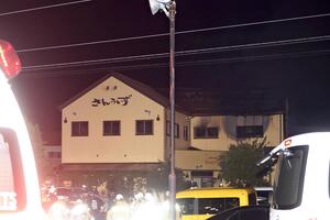 岐阜のケーキ店火災、死亡の会社役員男性は駐車場の車中でやけどを負って発見…殺人・放火事件に関与の可能性