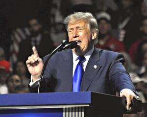 トランプ氏、ゼレンスキー氏に「ロシアのディーゼル燃料への攻撃」停止要求…中間選挙への逆風懸念し責任転嫁