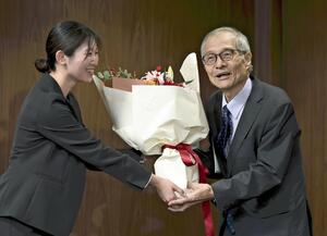 ノーベル賞・硤合さん、スーパーで受賞の一報…研究成果に自負「受賞できても文句言われないだろう」