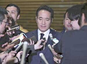予算カット発言に支持者の無料バス送迎、運動員の投票呼びかけに報酬…簗農相に次々と疑惑・問題浮上