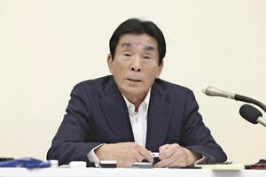 県議会のドンに「茶封筒で５００万円手渡した」、元副議長が４人目の実名証言…「蔵内氏はうそをついている」