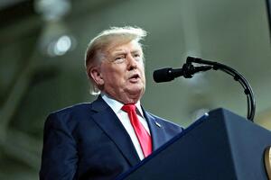 オバマ氏の影響力警戒か、トランプ氏「無能な大統領」「イラン核開発の道開いた」と猛批判